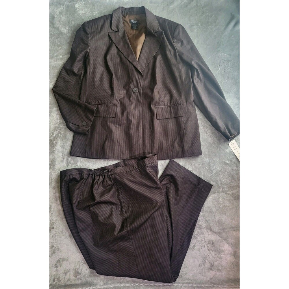 Sicari  Pantsuit Women 2-pc Sz 22 W Set Brown  White Pinstripes  Career Casual**